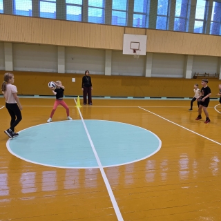 3–4 klasių mokinių tarpklasinės kvadrato varžybos