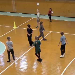 3–4 klasių mokinių tarpklasinės kvadrato varžybos