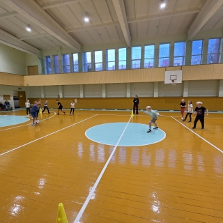 3–4 klasių mokinių tarpklasinės kvadrato varžybos