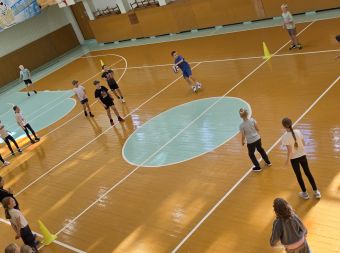 Nuotrauka - 3–4 klasių mokinių tarpklasinės kvadrato varžybos